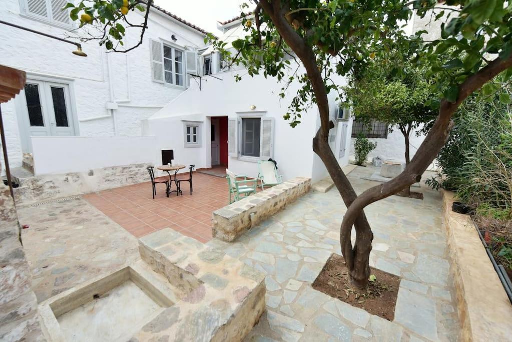 Sterna Apartment 이드라 외부 사진